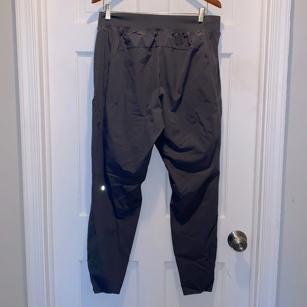Lululemon Grey Joggers | Good Condition Size Large 29” inseam